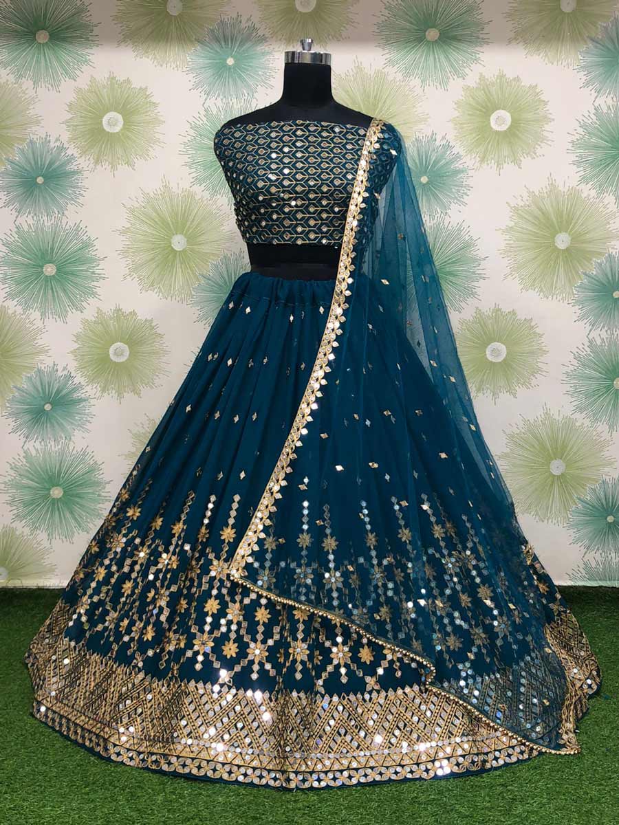 Bridal Lehenga By Tathastu Banarasi Silk Bridal Lehenga Choli Wholesale  Price in Surat - The Ethnic World