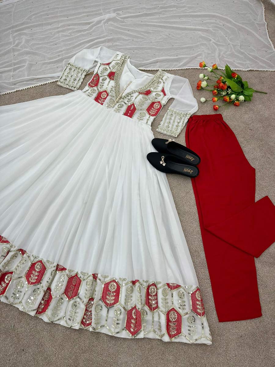 White Kali Daar | Beautiful pakistani dresses, Party wear indian dresses,  Indian bridal outfits