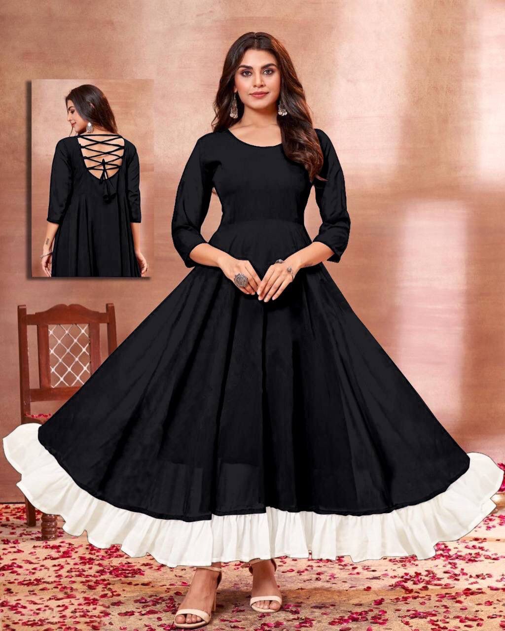 Black Self Design Net Gown, Designing sleeves at Rs 1700 in Fatehabad | ID:  2851959021830