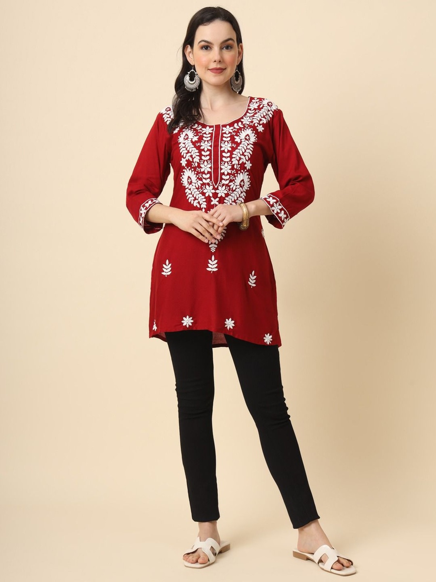 Flaunt the beauty of Indian tradition – chikan kurtis endows by the best  manufacturers – Textile InfoMedia